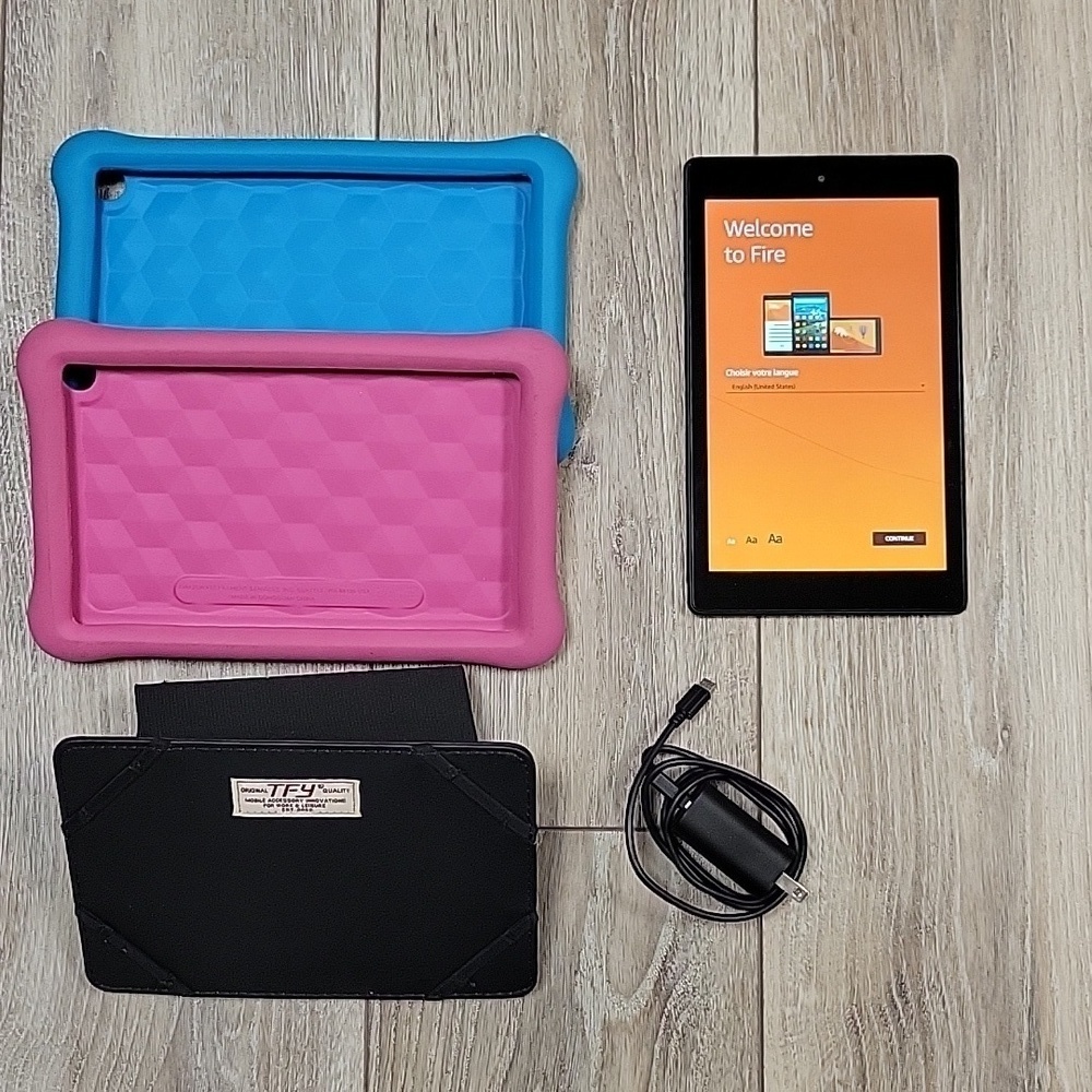 Amazon Fire Tablet with 2 Cases and a Headrest Holder